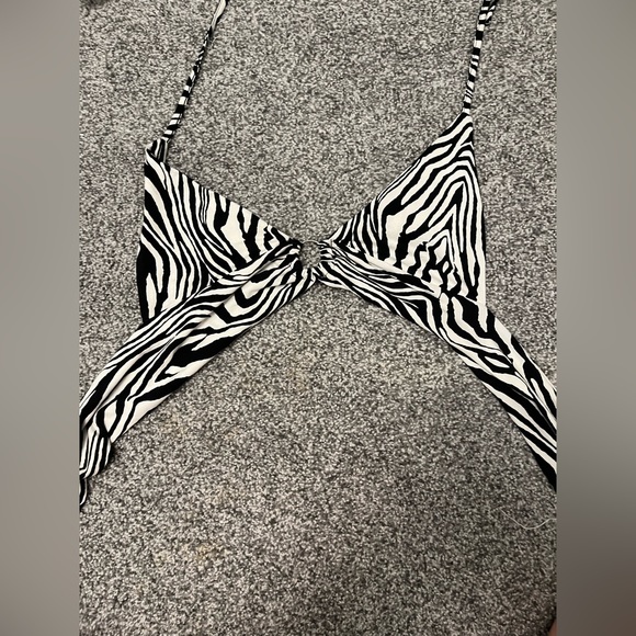 Tie up top - Picture 1 of 1